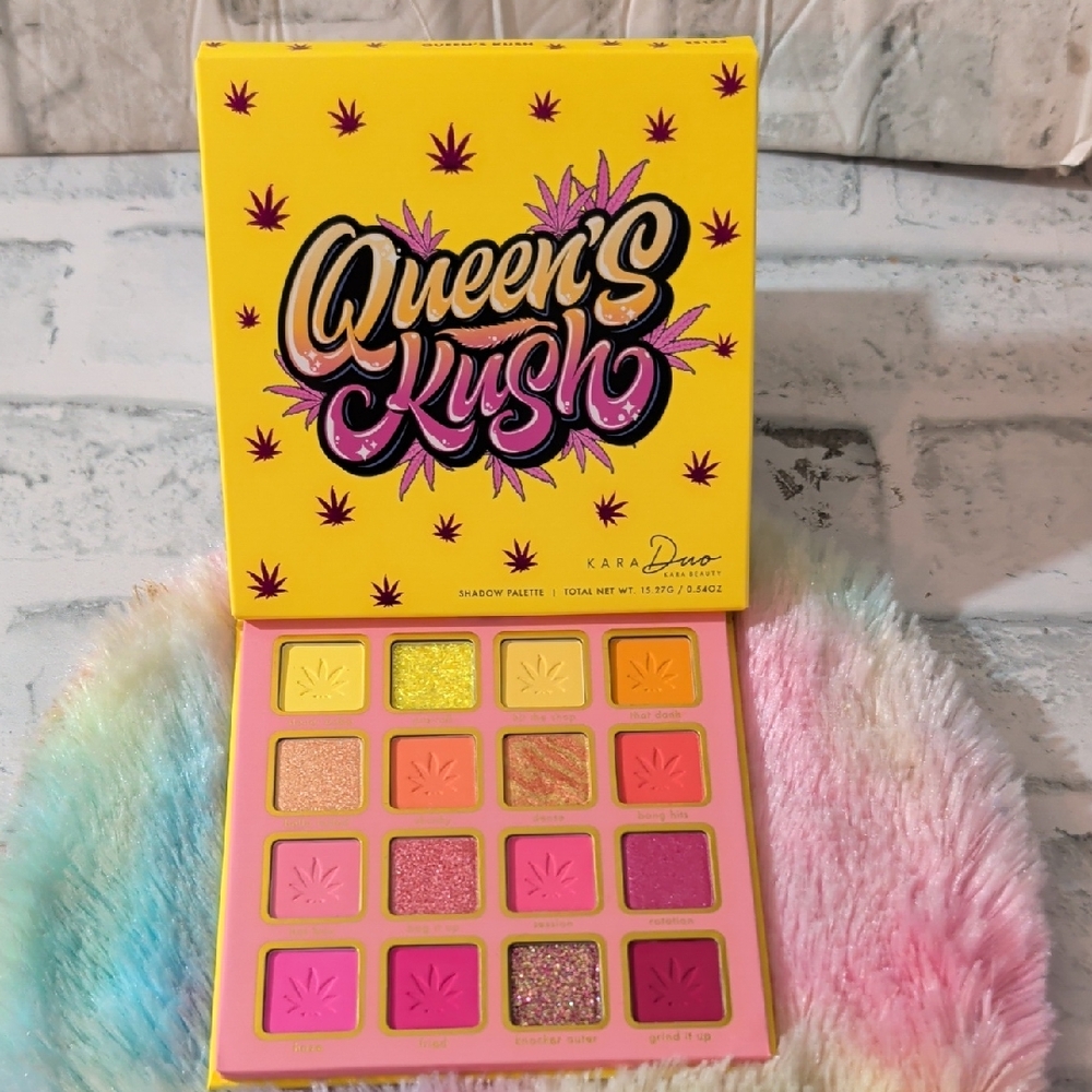 Kara Beauty Queen's Kush Eyeshadow Palette - Bold Pink and Gold